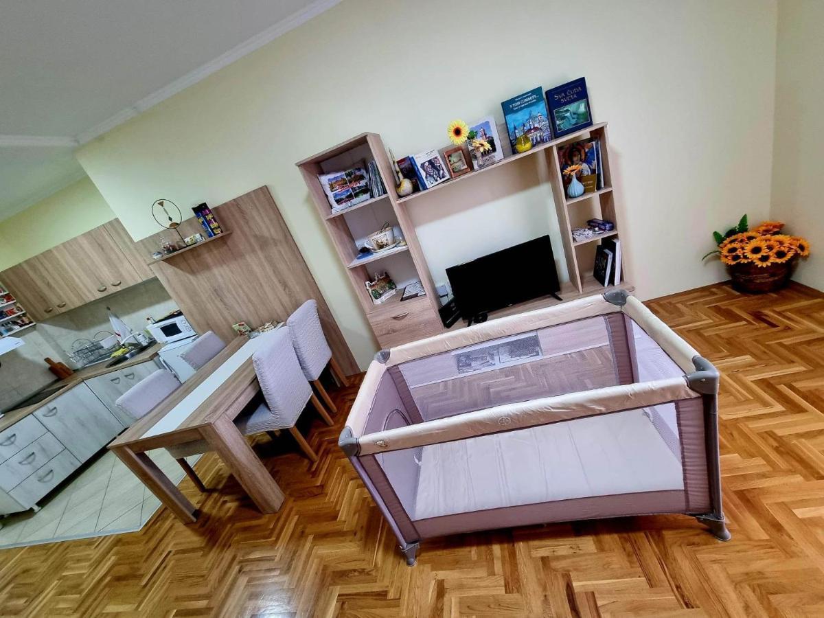 Sunflower Sombor Zewnętrze zdjęcie